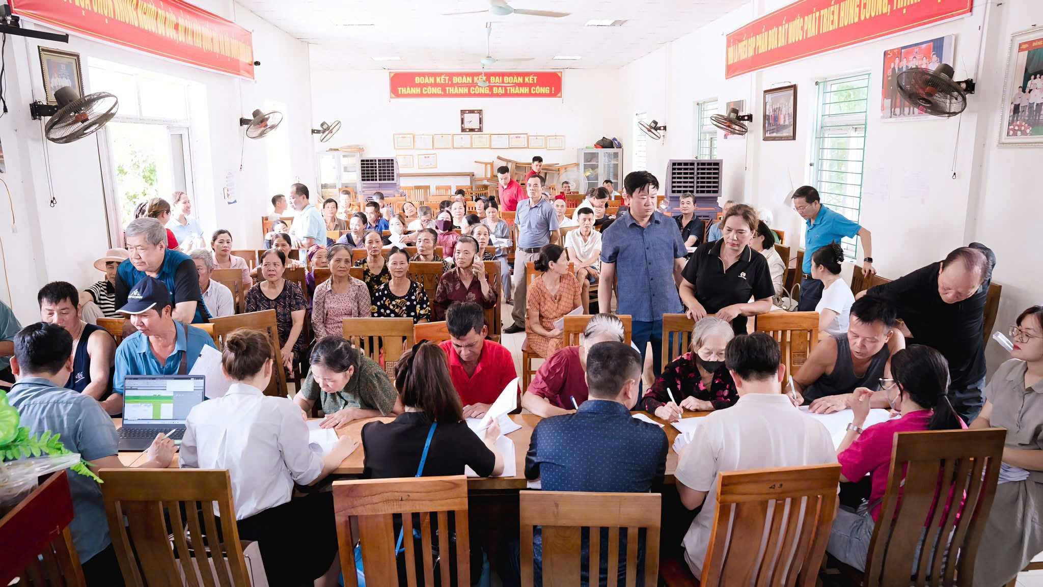 THÔN CẢNH LÂM: 100% HỘ DÂN CÓ ĐẤT TRONG DỰ ÁN KHU CÔNG NGHIỆP SỐ 01 ĐỒNG THUẬN NHẬN TIỀN BỒI THƯỜNG, HỖ TRỢ.